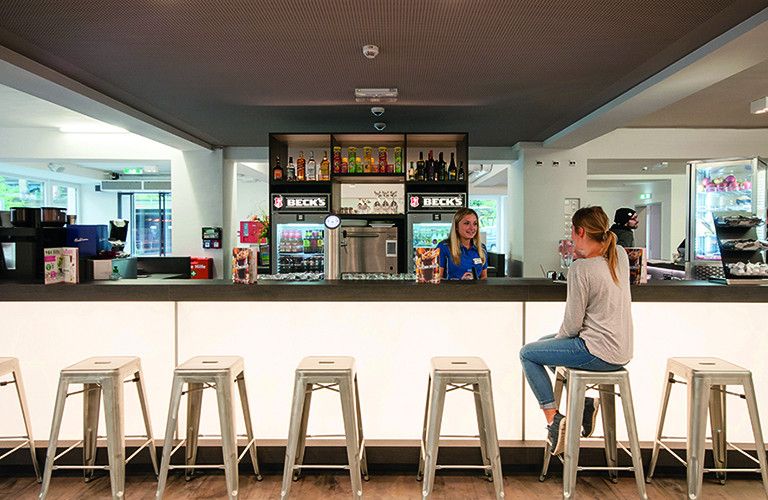 Lobbybar