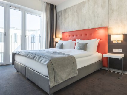Select Hotel Berlin The Wall_Double-Comfort-Room, © Novum Management GmbH