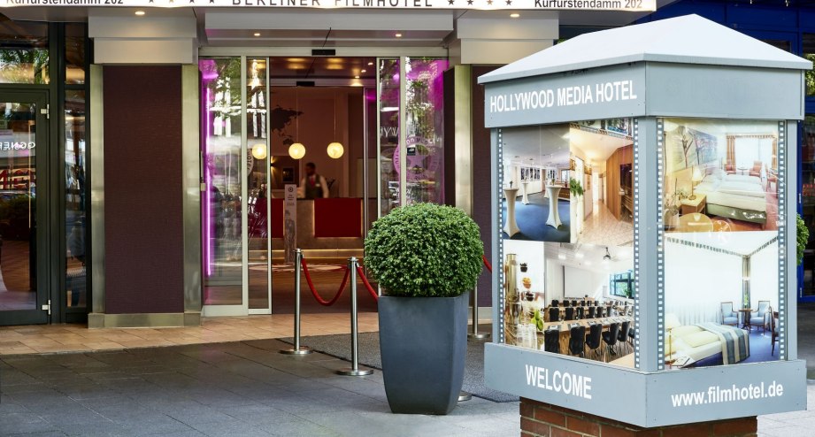 Außenansicht Hollywood Media Hotel Berlin, © Fotograf: Swen Siewert
