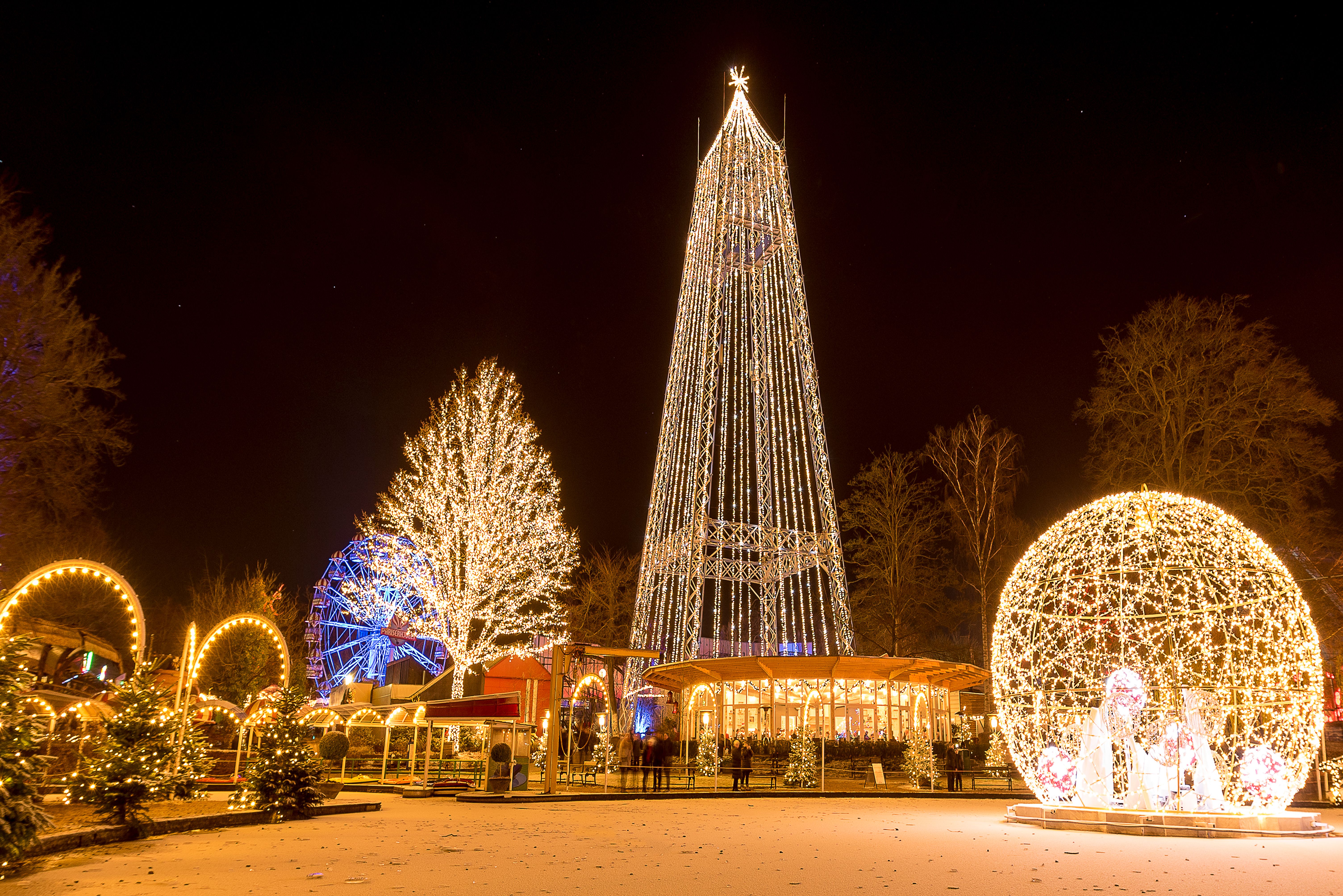 Beleuchtung im Tivoli zur Winterzeit
