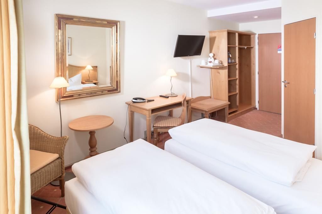Hotel Leipzig City Nord by Campanile Zimmer3