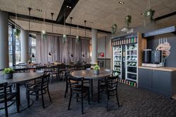 Hotel Bar