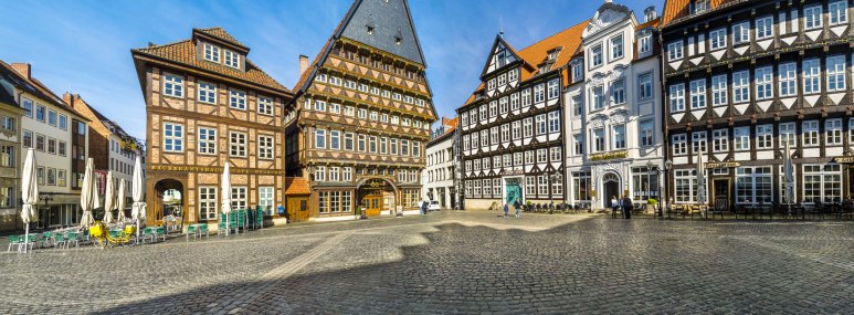 Bahnhit-Hildesheim-HistorischerMarktplatz