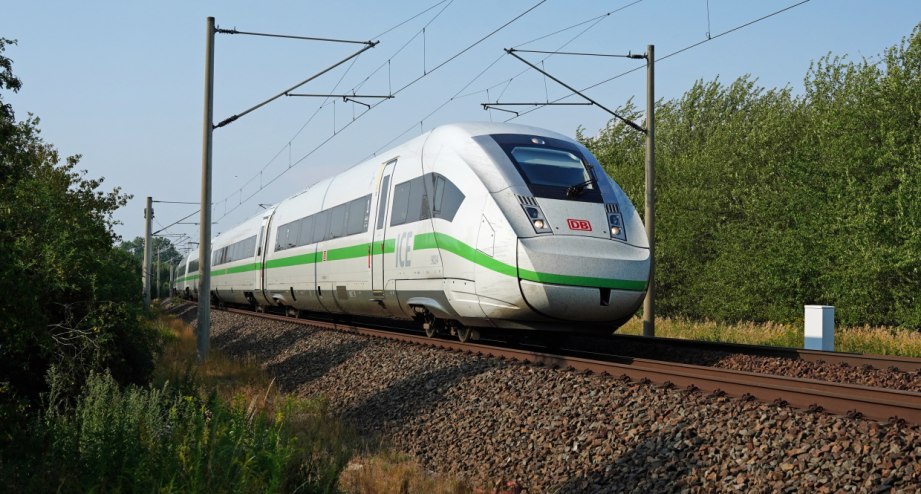 Umweltfreundlich reisen mit dem ICE 4. - BAHNHIT.DE, © Deutsche Bahn