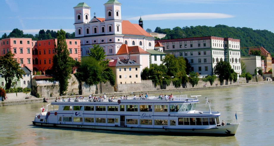 Eine Schifffahrt über die Donau - BAHNHIT.DE, © Stadt Passau