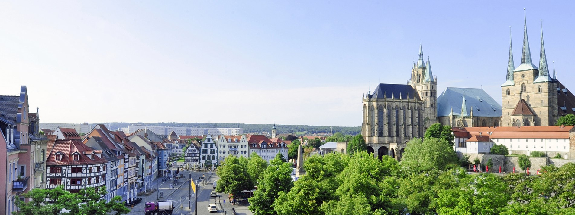 Erfurt Dom und Severi Panorama - BAHNHIT.DE, © getty