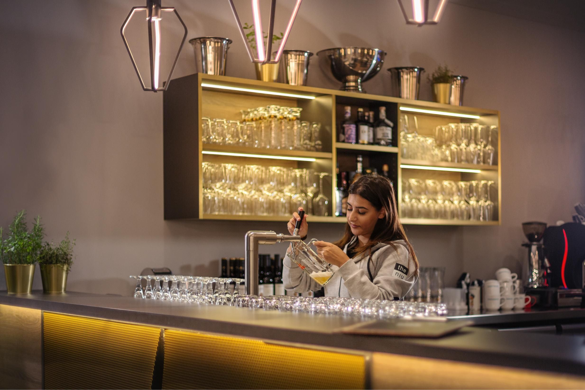 Hotel Bar