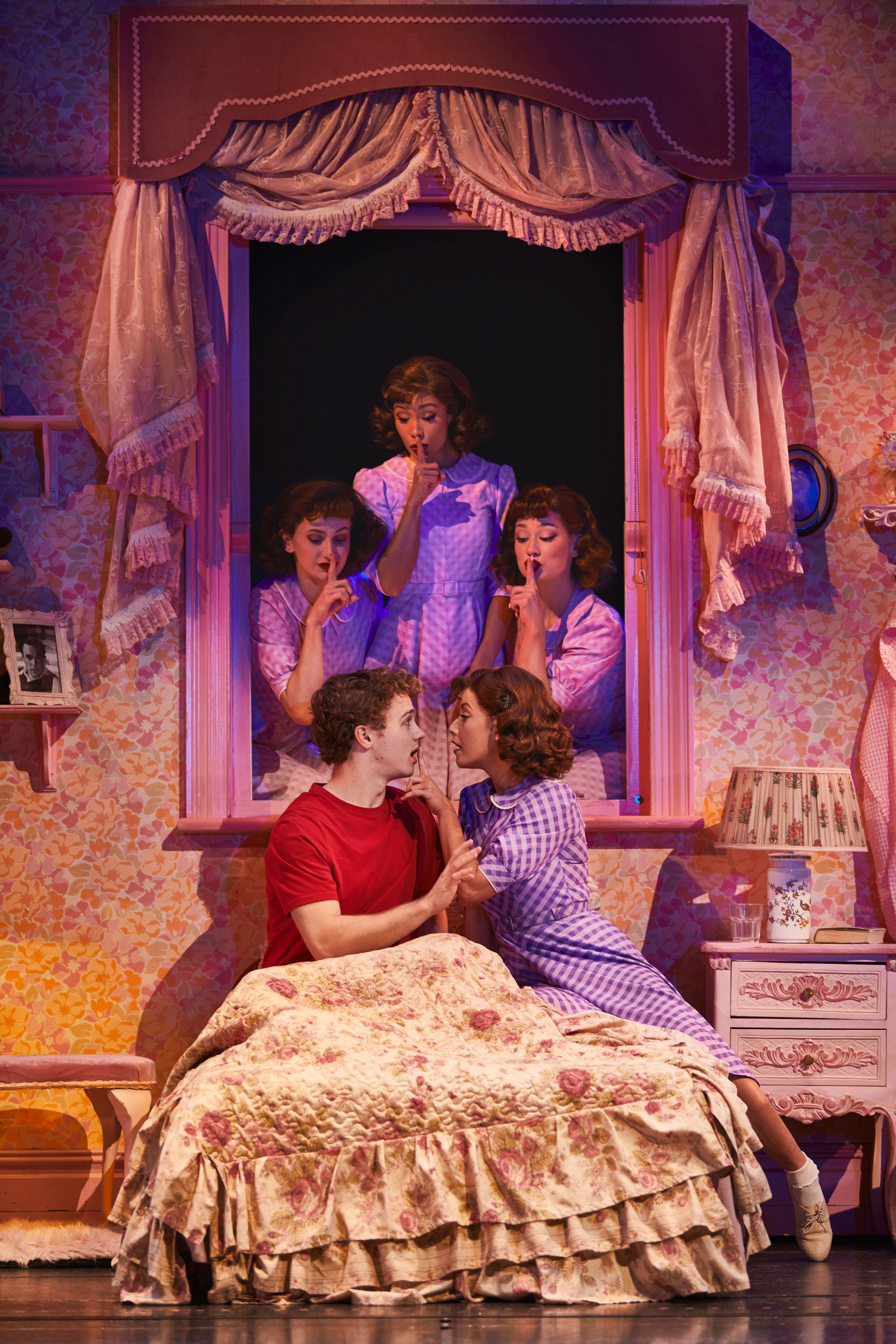 Bühnenszene aus dem Musical Zurück in die Zukunft – Das Musical