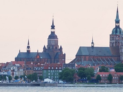 Bahn & Hotel Stralsund, © Hansestadt Stralsund