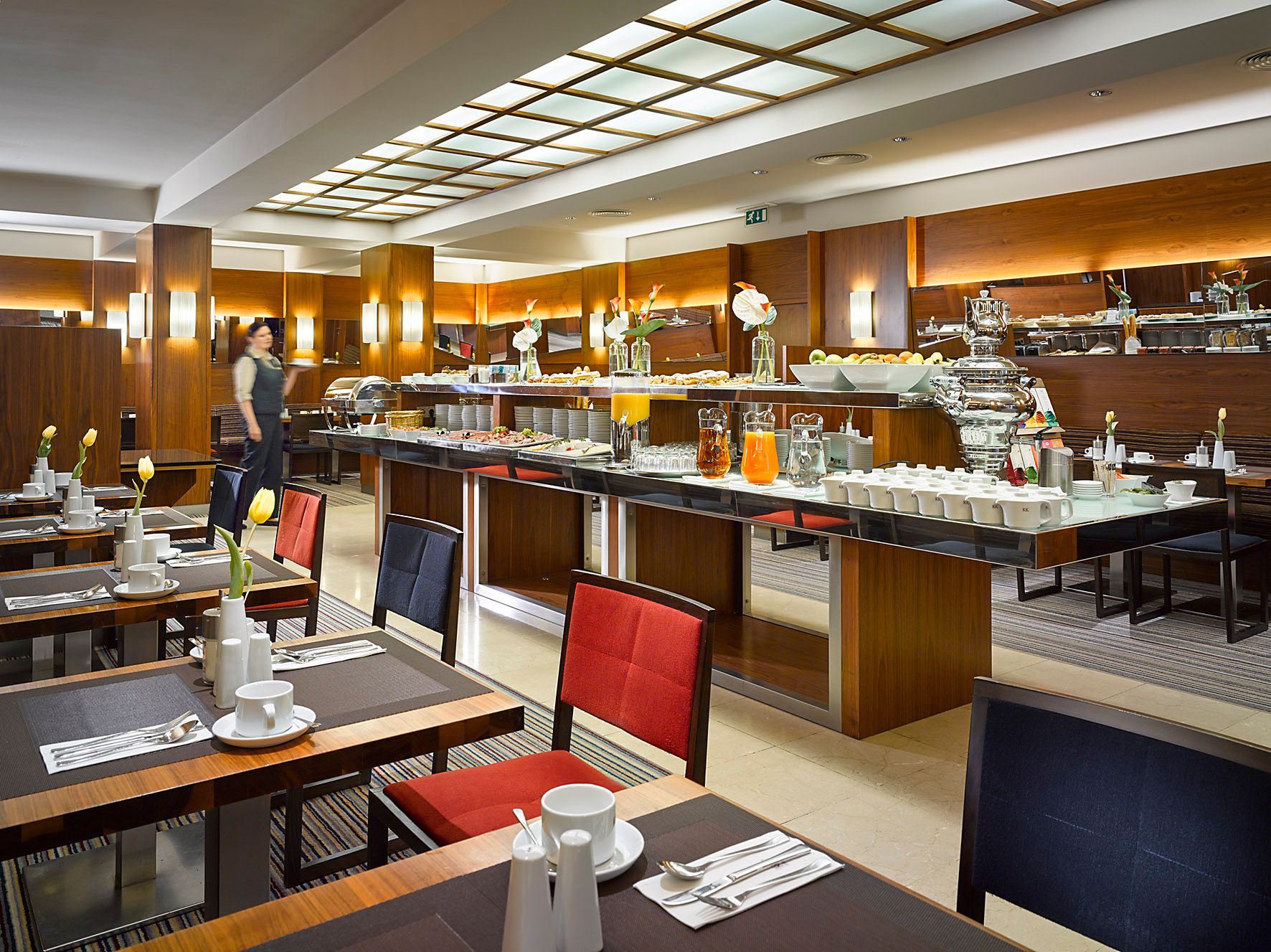 K + K Hotel Fenix Frühstücksraum