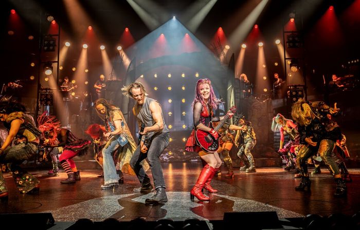 Bühnenszene aus dem Musical We Will Rock You – Das Queen Musical