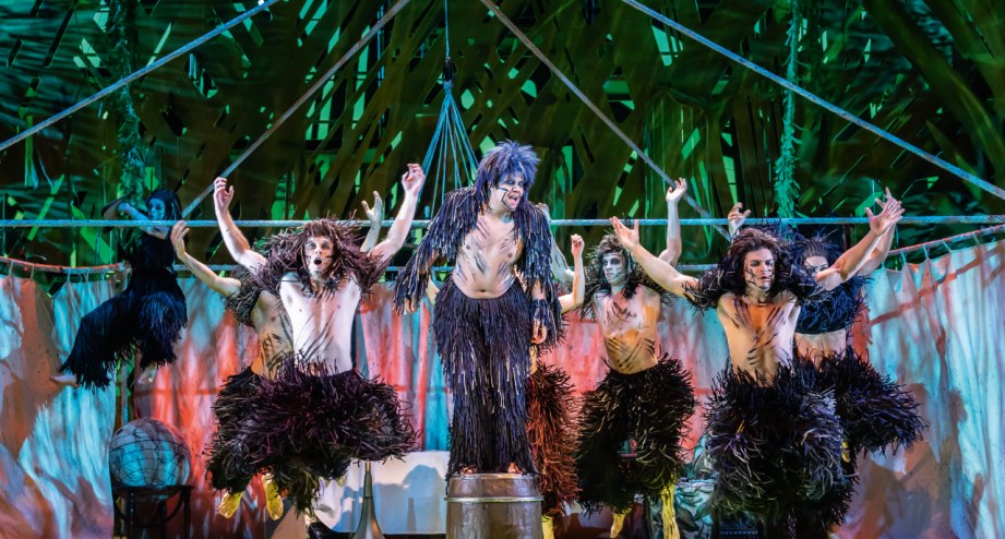 Disneys-Tarzan-Musical-Stuttgart_Zeltabriss-Affen, © Stage Entertaiment
