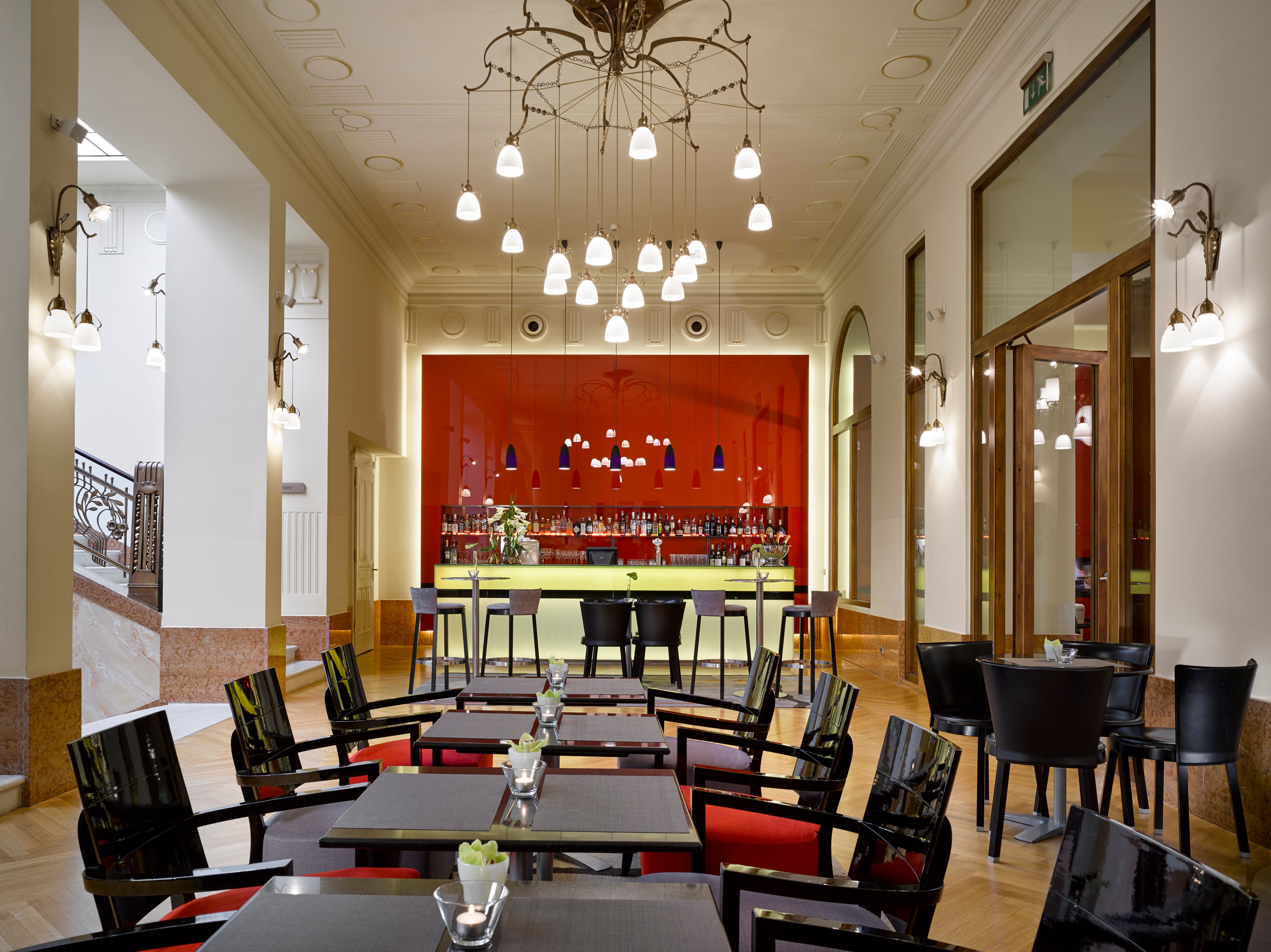 K + K Hotel Central Bistro Bar