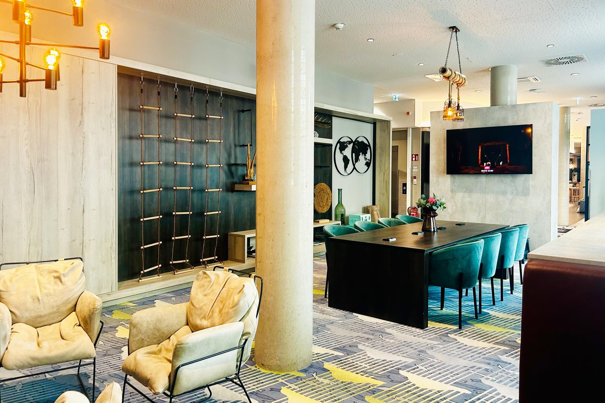 Hotel Lobby