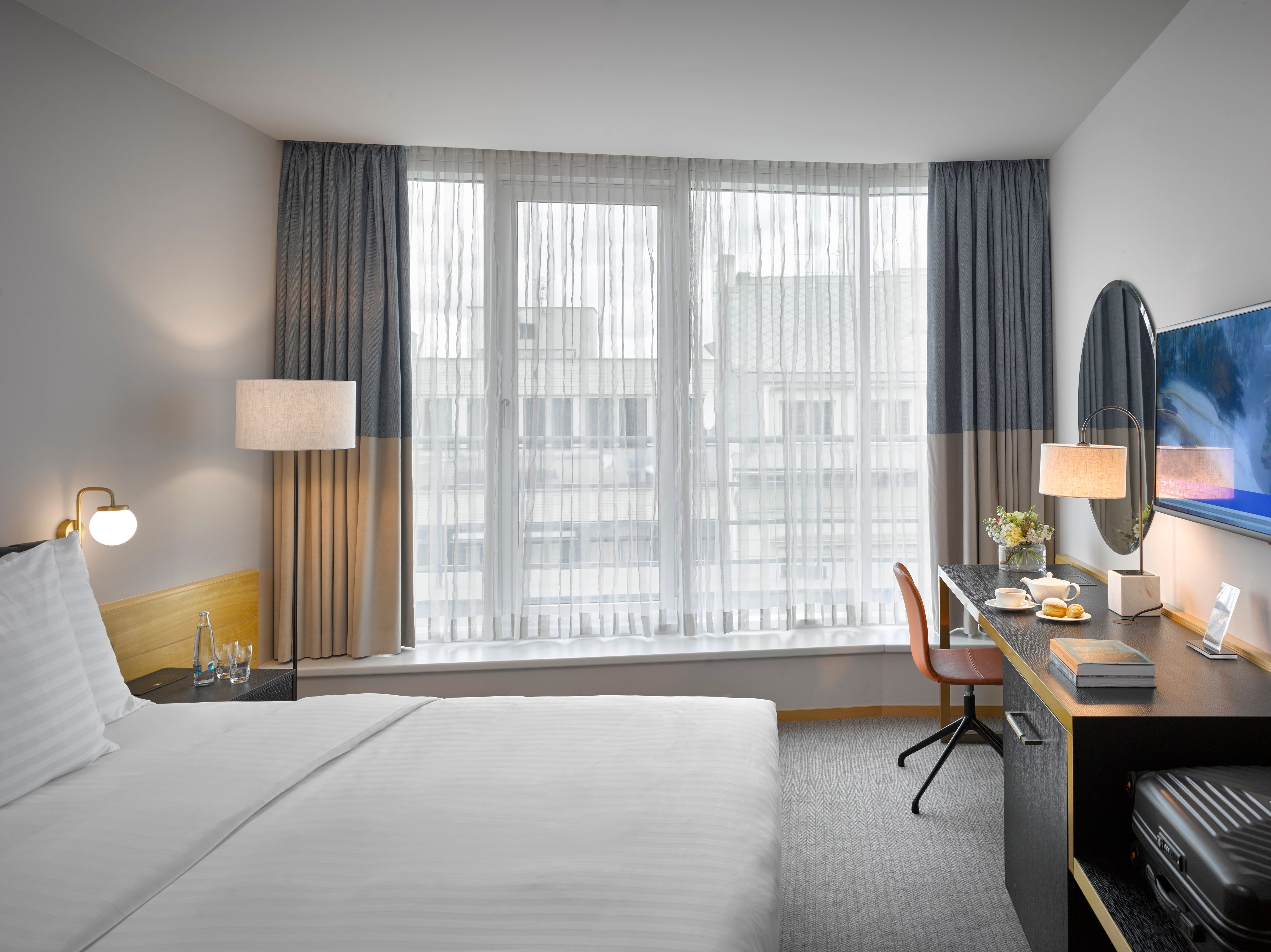 K + K Hotel Fenix Doppelzimmer