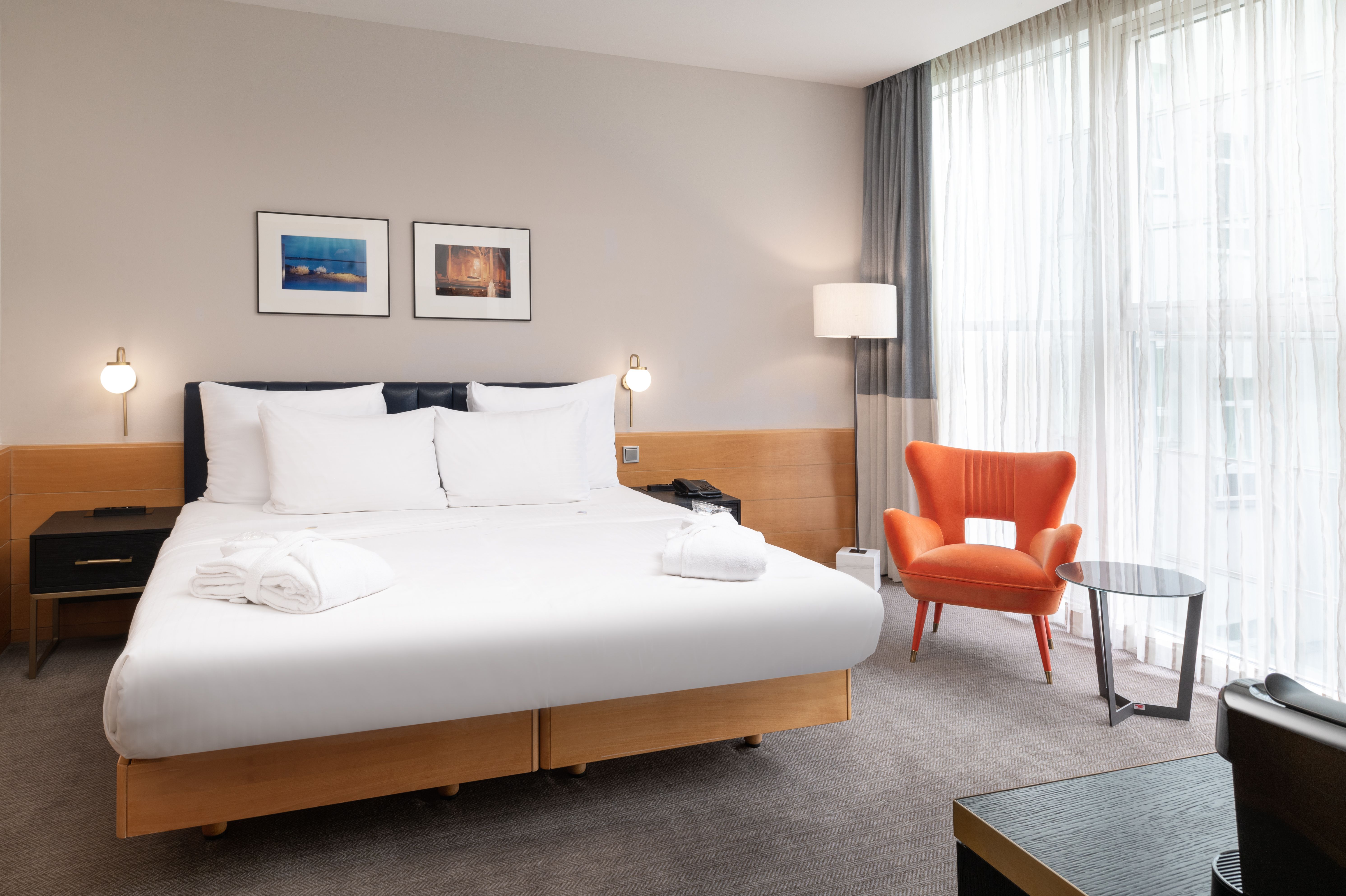 K + K Hotel Fenix Doppelzimmer