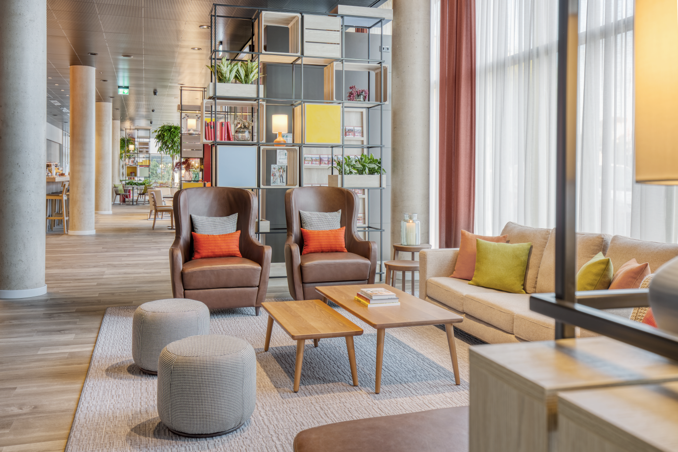 IntercityHotel Saarbrücken Lobby