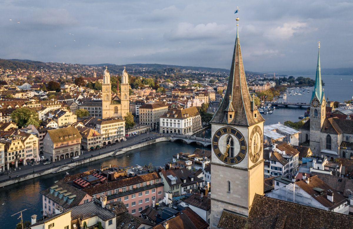 Luftaufnahme der Altstadt von Zürich