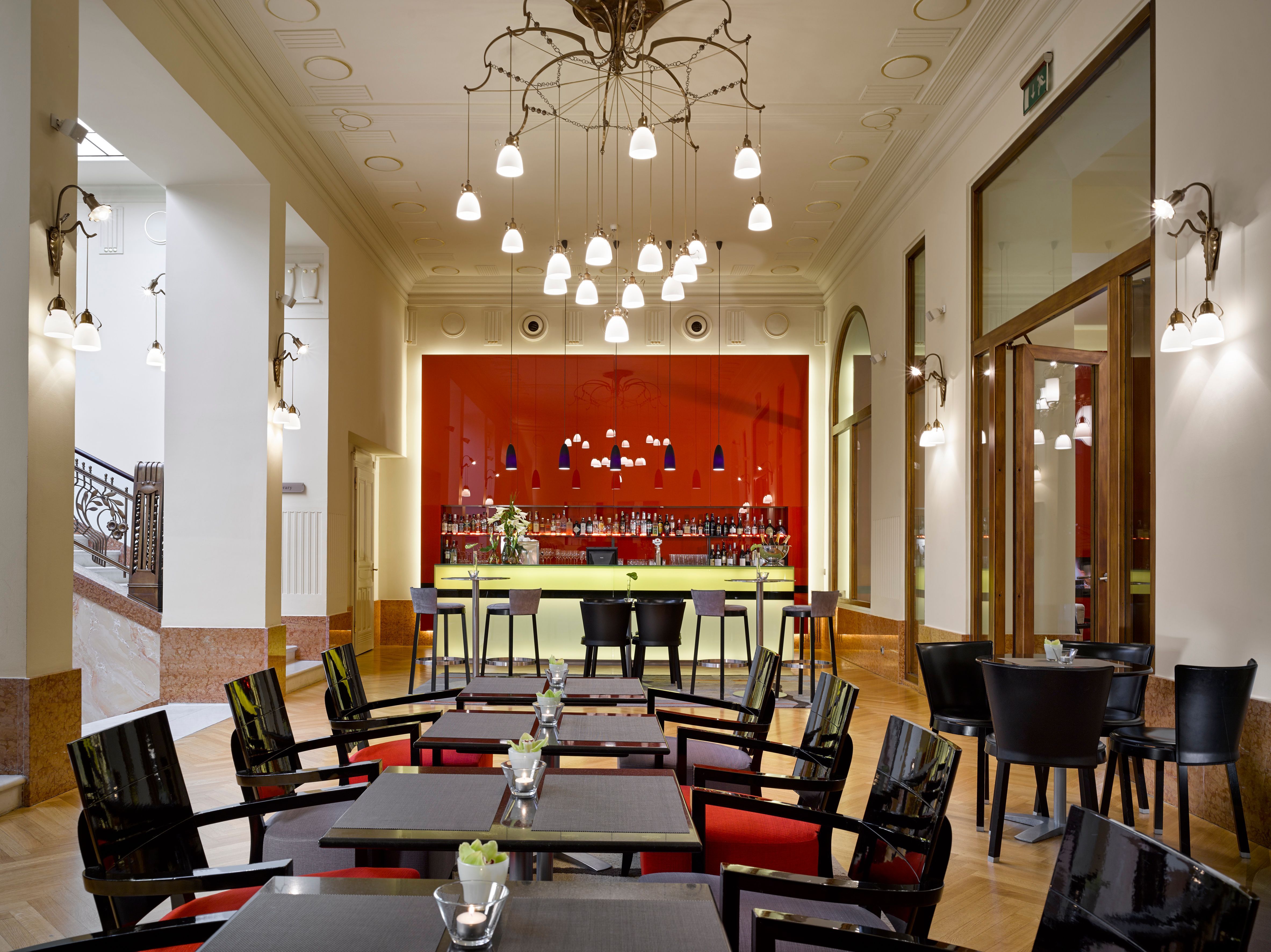K + K Hotel Central Bistro Bar