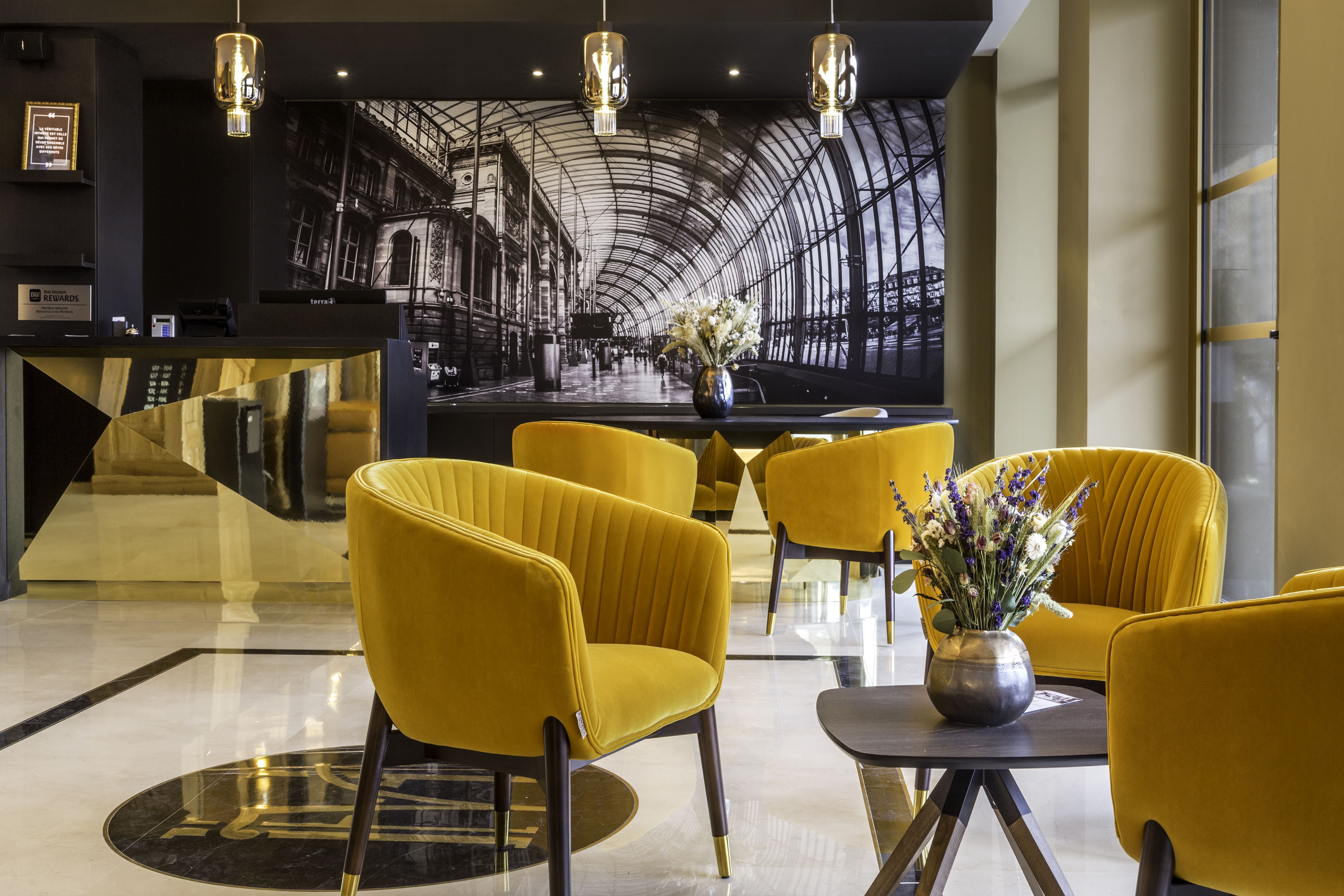 Hotel Lobby
