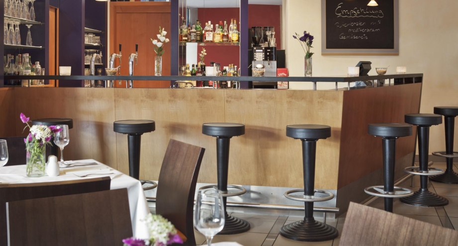 Barbereich, © Steigenberger Hotels AG