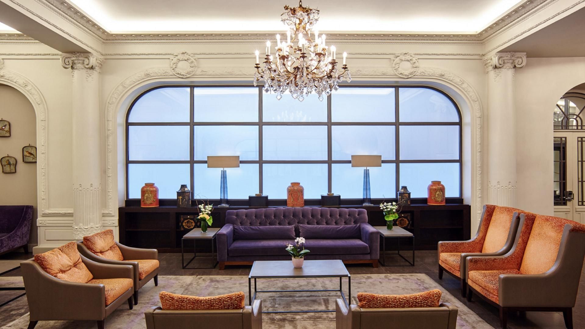 Hotel Lobby