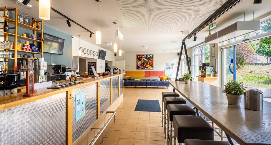 Bar, © a&o hostels Marketing GmbH