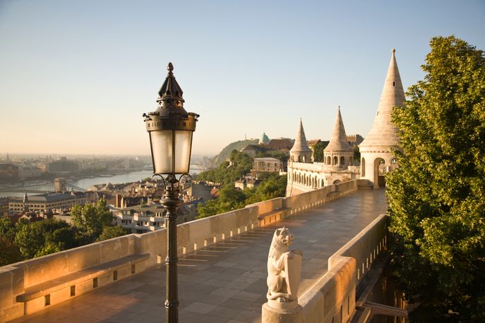 Budapest Fischerbastei Wege mit Blick auf die Stadt und Donau