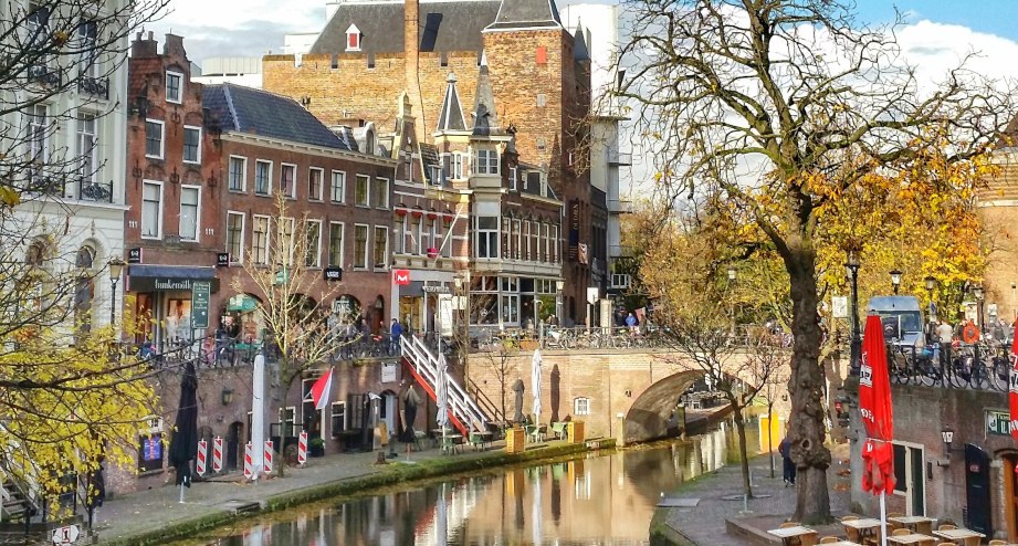 Oudegracht in Utrecht- BAHNHIT.DE, © getty, Foto: Esther Van Gerwen / EyeEm