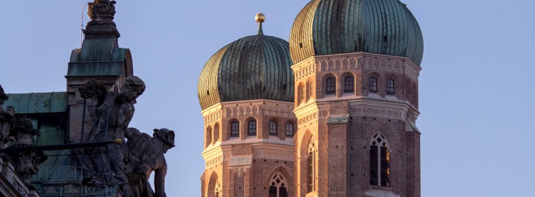 Die Frauenkirche in München - BAHNHIT.DE, © getty, Foto: Christoph Wagner