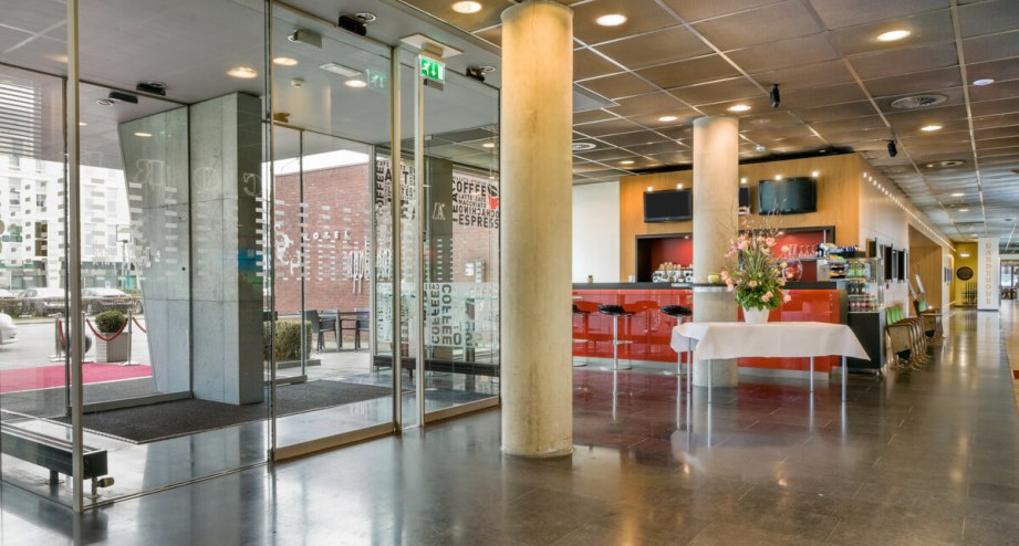 Lobby, © Novum Management GmbH, Foto: Reiner Hausleitner