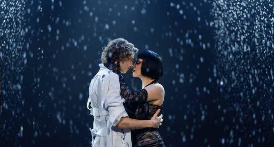 FriPa_Falling-in-love_YOU-ME_Jean-Paul-Gaultier_, © Friedrichstadtpalast Berlin