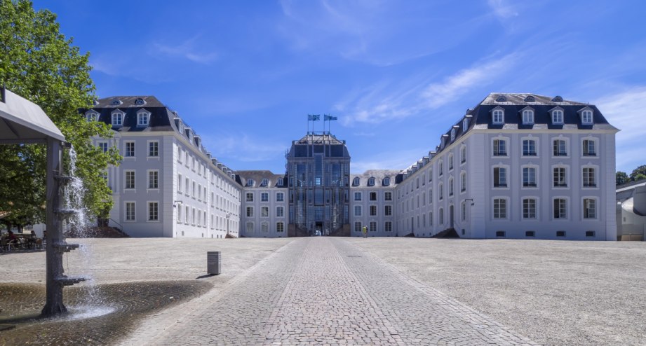 Das Saarbrücker Schloss - BAHNHIT.DE, © Landeshauptstadt Saarbrücken
