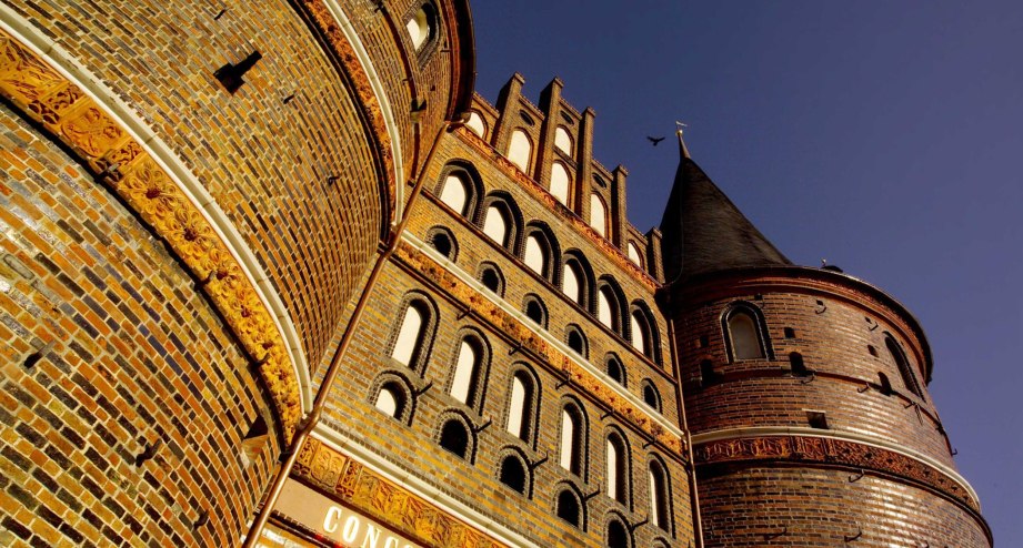 Das Holstentor zu Lübeck - BAHNHIT.DE, © DIE LUEBECKER MUSEEN