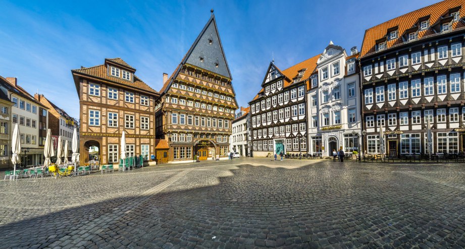 Der Marktplatz von Hildesheim - BAHNHIT.DE, © Getty, Foto: Westend61