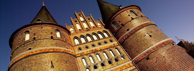 Das Holstentor in Lübeck - BAHNHIT.DE, © DIE LUEBECKER MUSEEN