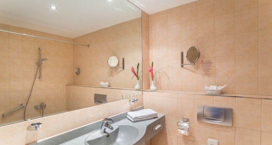 Badezimmer Hollywood Media Hotel Berlin, © Fotograf: Die Lichtisten