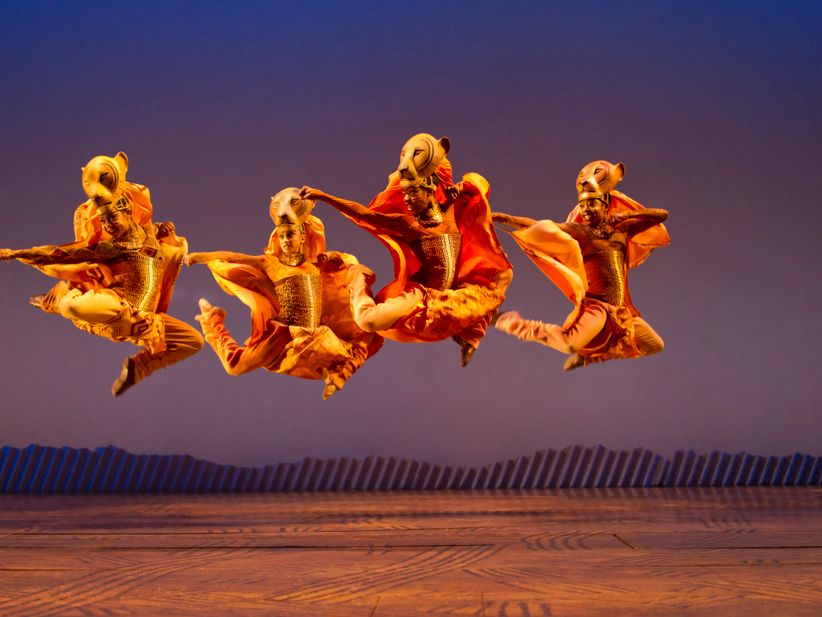 Löwinnen im Musical „Der König der Löwen“