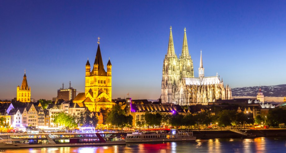 Koeln bei Nacht, © GettyImages. vichie81