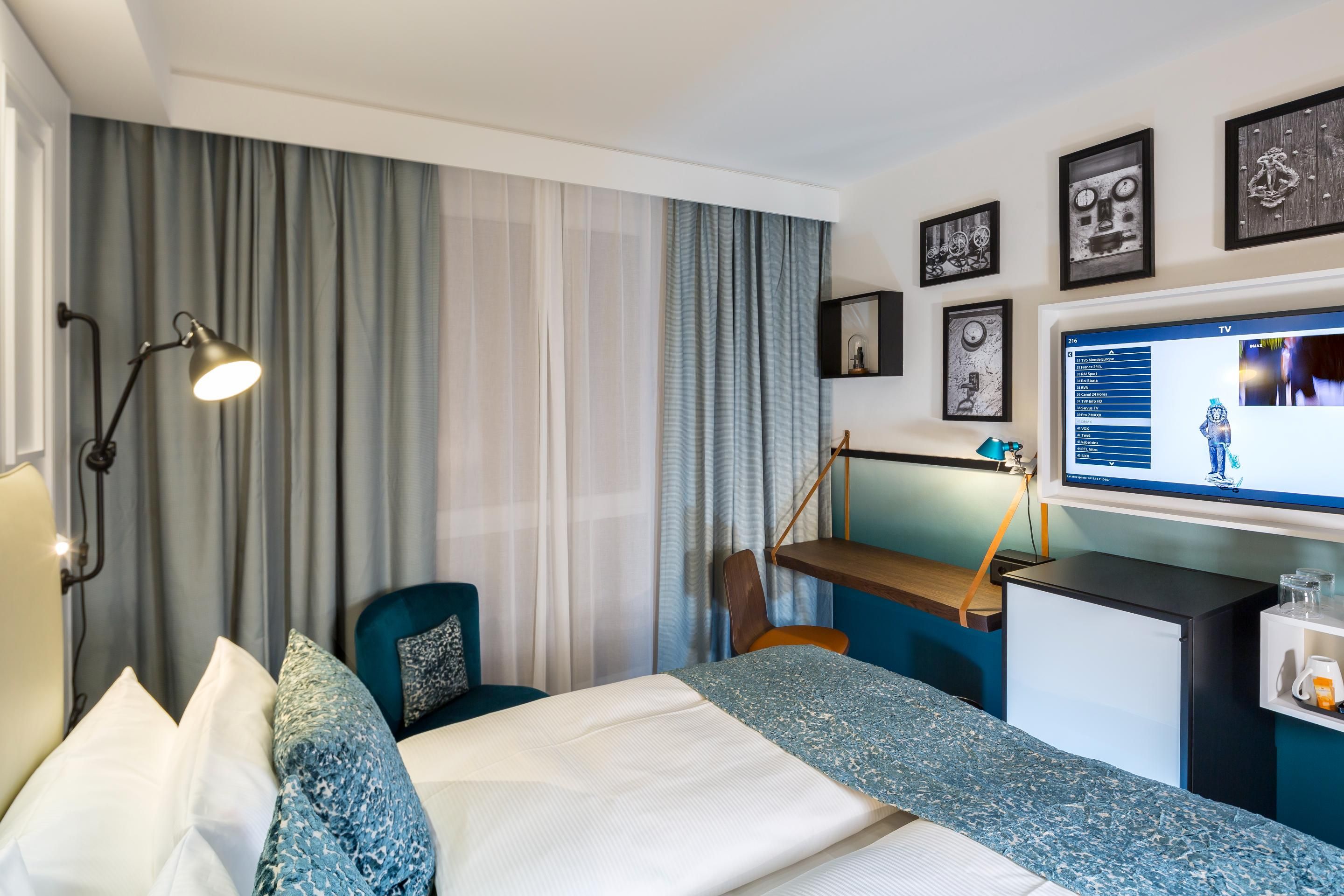 Queen Room