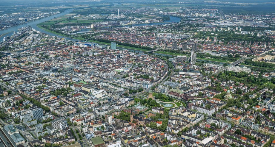 Mannheim Panorama, © Getty Images Manfred Gottschalk mago-world-image 