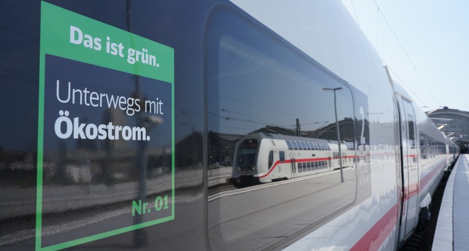 Reisen mit Ökostrom mit der Deutschen Bahn. - BAHNHIT.DE, © Deutsche Bahn