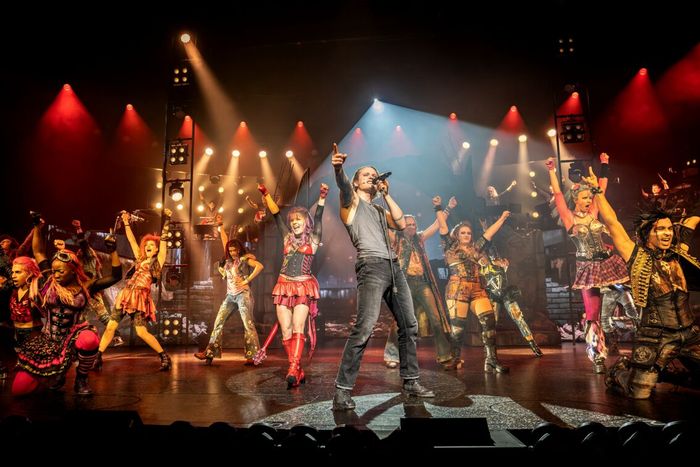 Bühnenszene aus dem Musical We Will Rock You – Das Queen Musical