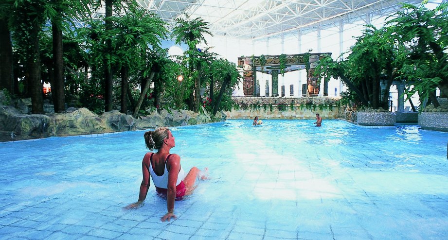Pool, © http://www.mydrive.ch/login