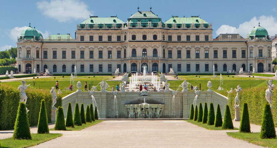 Schloss Belverde in Wien.- BAHNHIT.DE, © getty, Foto: Josef Muellek