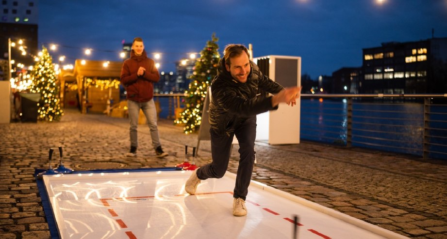 Berlin-Spreeufer-Curling-visitBerlin, © visitBerlin, FARO Gruppe