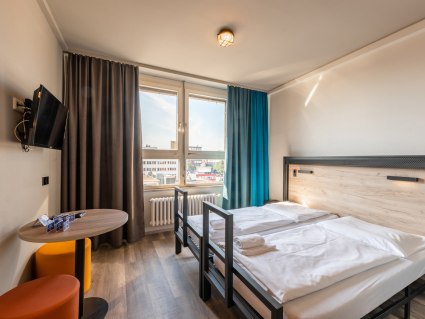 a&amp;o Hamburg City Doppelzimmer - BAHNHIT.DE, © a&amp;o HOTELS and HOSTELS Holding GmbH