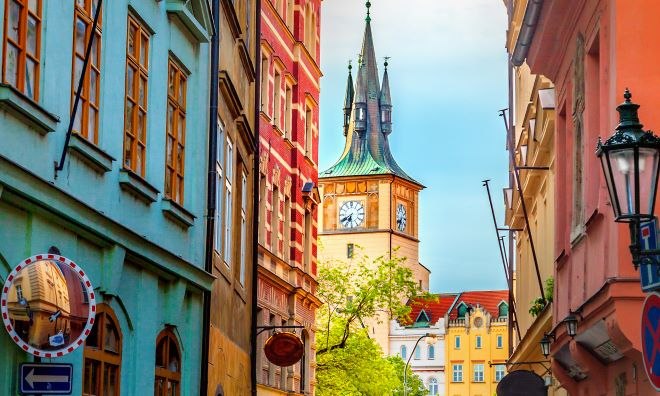 Altstadt von Prag - BAHNHIT.DE, © getty, Foto: adisa