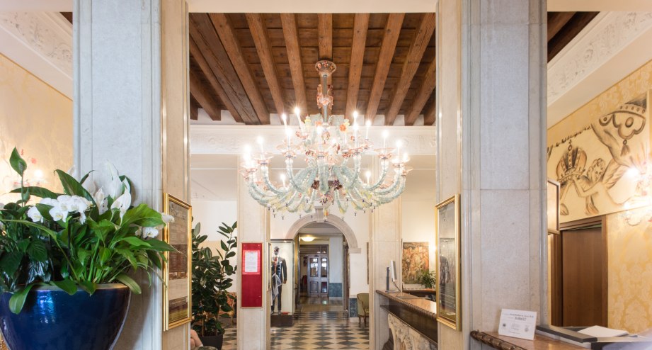 Rezeption, © NH Hotels