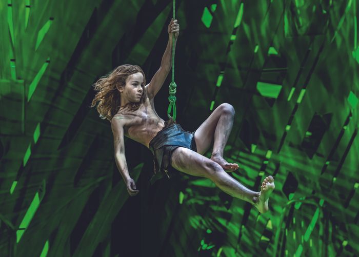 Kleiner Tarzan im Musical Tarzan auf der Bühne